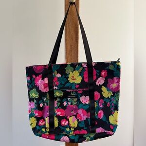 Vera Bradley Hilo Meadow Vera Tote